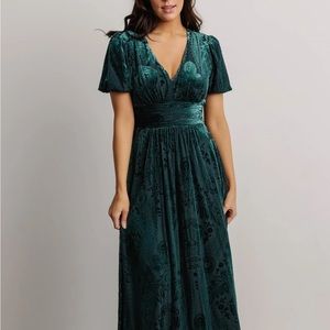 Baltic Born- Leslie Velvet Maxi Dress, Emerald size S